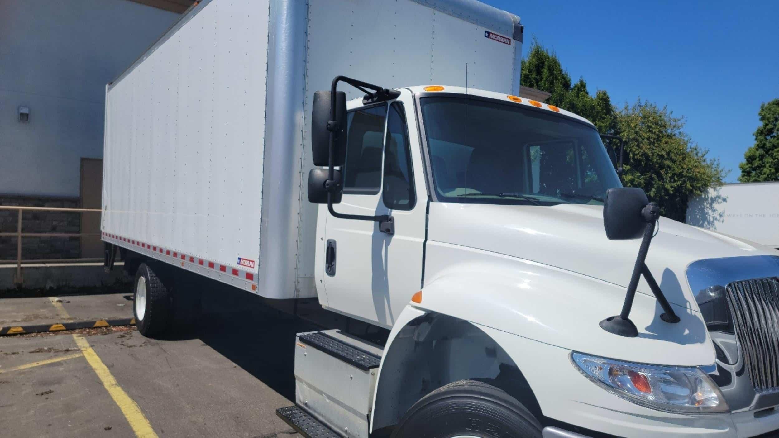 Safely transporting your sofa in WA Safely moving your beloved couch in WA